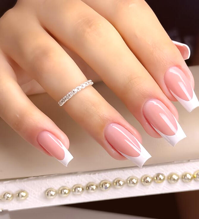 Manikyr Vackra och välvårdade naglar