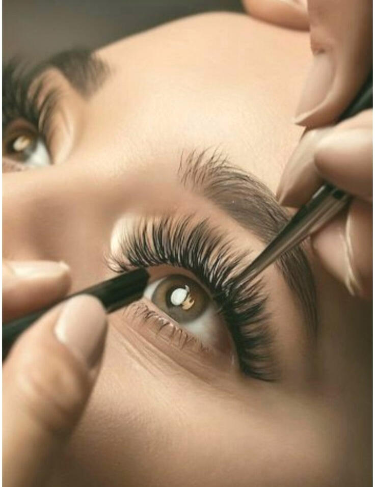 Fransförlängning Naturliga eller volym fransar