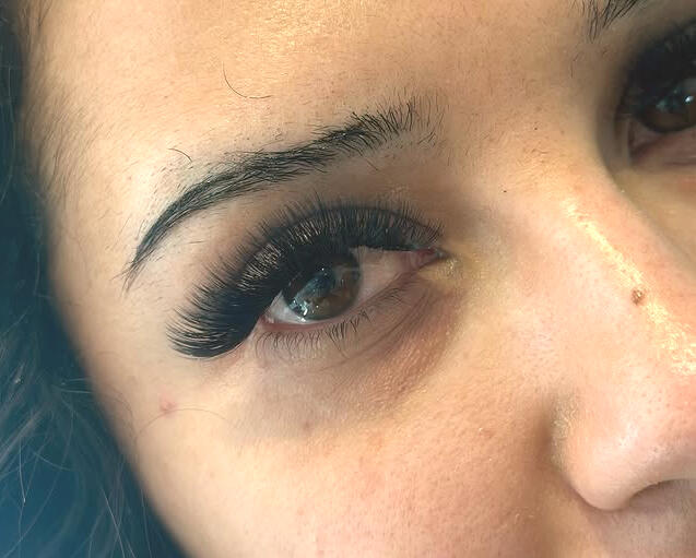 Fransförlängning Naturliga eller volym fransar